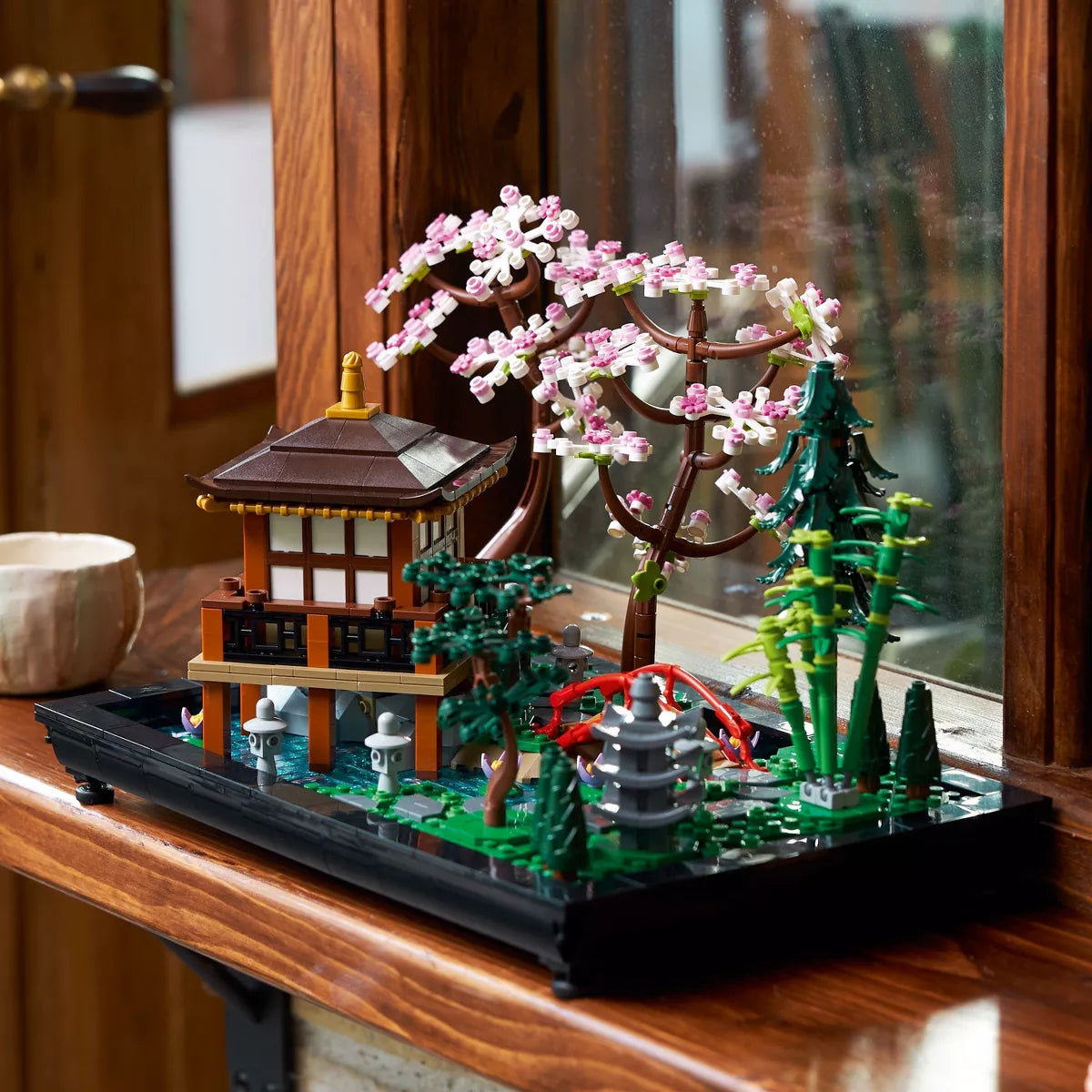 LEGO Icons Tranquil Garden Building Kit 10315